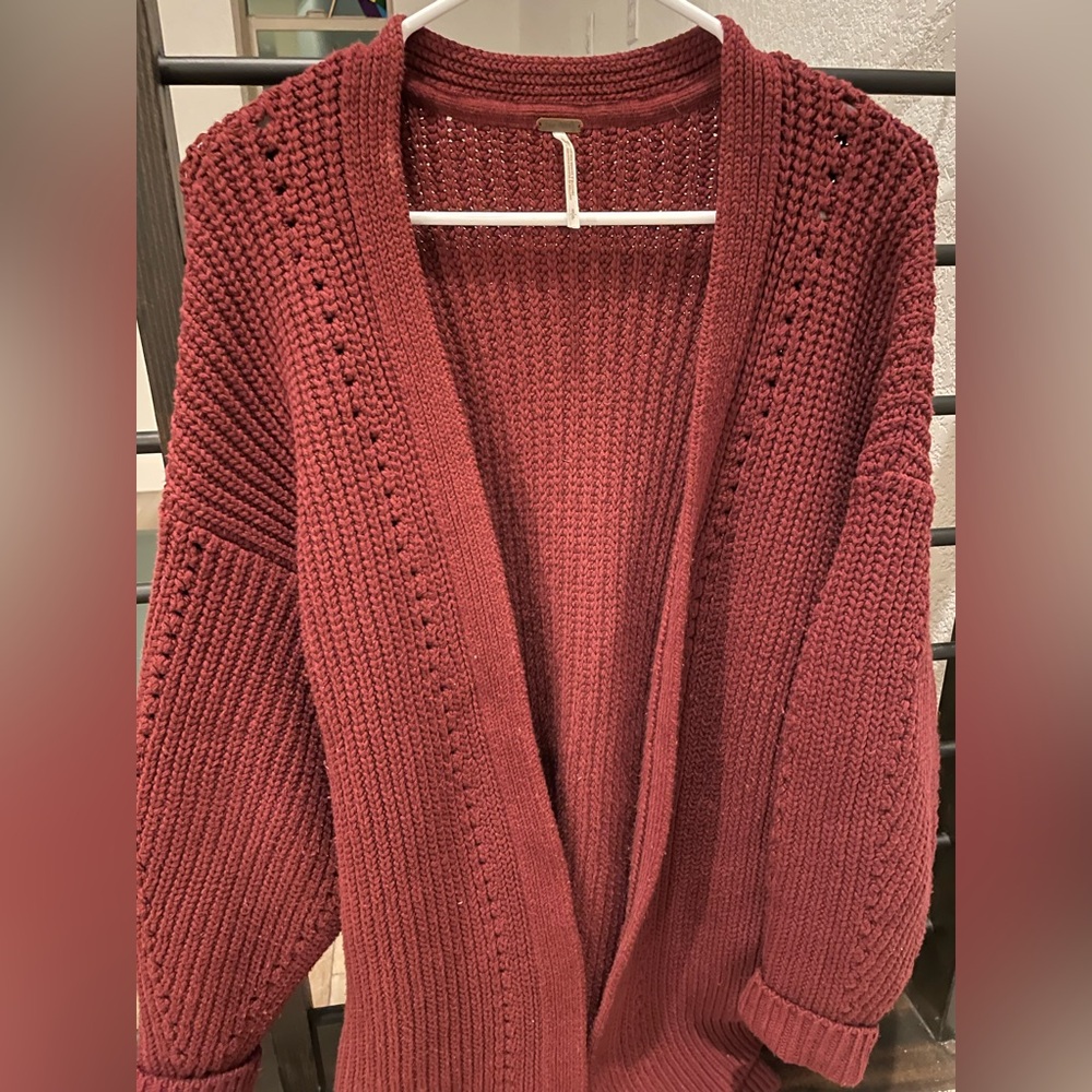 Free People Nightingale Cardi size small in Cabernet